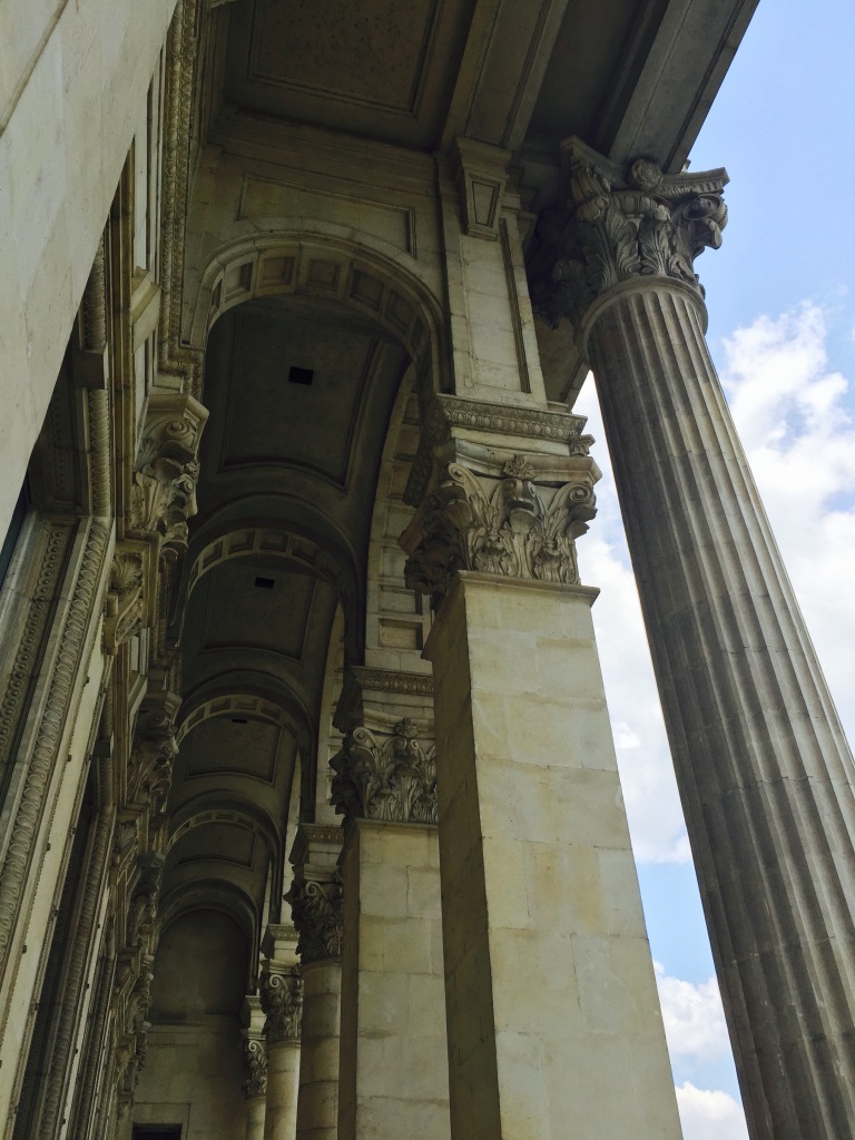 Balcony columns and ceiling
